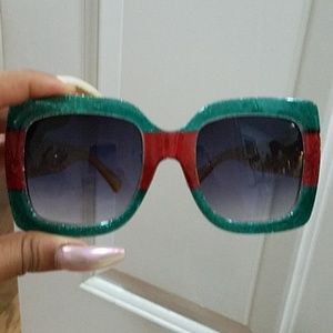 NWOT oversized glitter sunglasses
